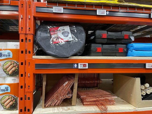 KFT Wholesale checkout area